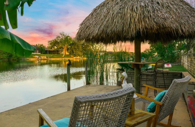 Waterfront Paradise with HTD Pool, Kayaks & Games
