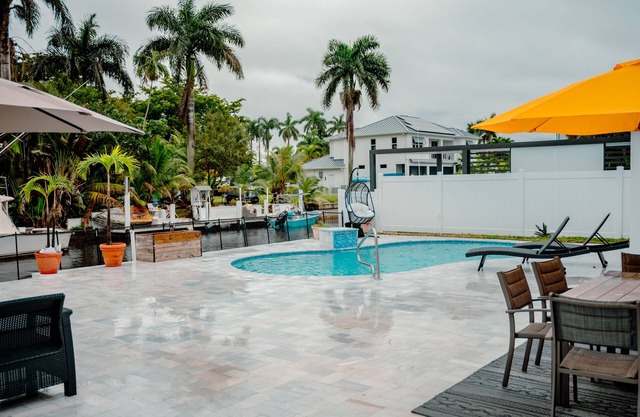 Waterview w/Heated Pool & 15 Mins to FLL Beaches