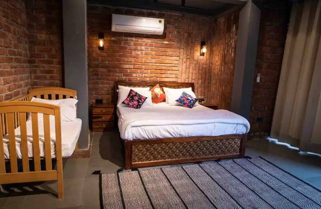 WE Woods Farm Manesar, 6BR Lux King Beds, Pvt Pool