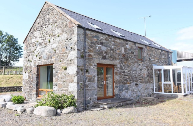 Wee Newton - a house that sleeps 6 guests in 2 bedrooms