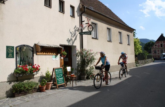 Weinbau-Gästezimmer Martin und Eva Maria Jamek