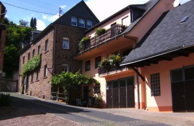 Weingut Gästehaus Karl-Otto Nalbach - Double room Shower/WC/partly balcony