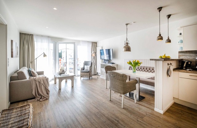 Weisse Villa - Apartment für 2 Personen am Hafen von Büsum