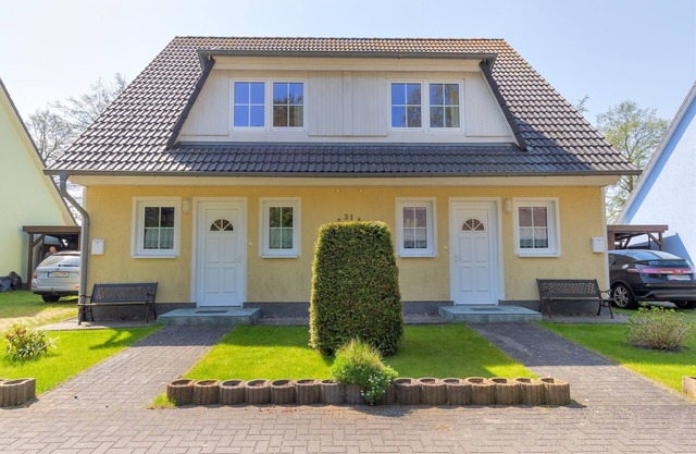 Welcome to the vacation home "Frische Brise1 " in the Baltic seaside resort of Trassenheide on Usedom!