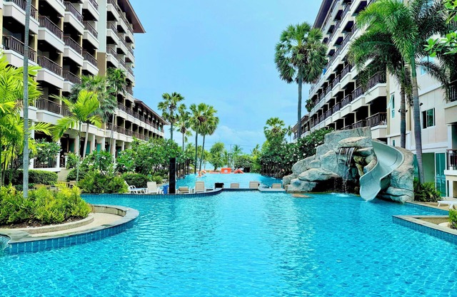 Welcome World Beachfront Resort