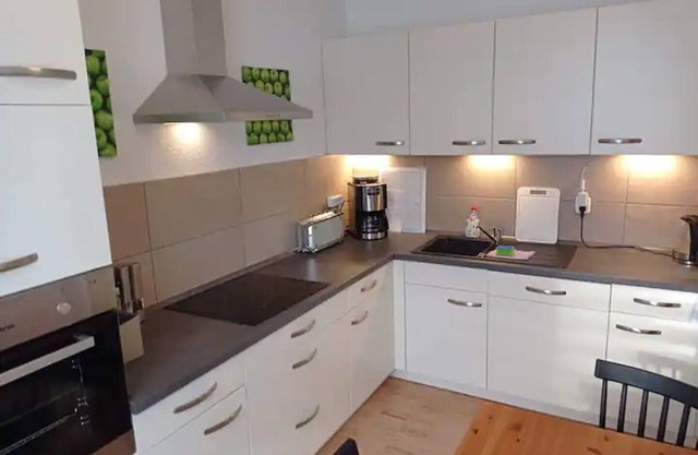 Well-equipped apartment for 1-3 guests in BERLIN, near Metro Friedrichsfelde