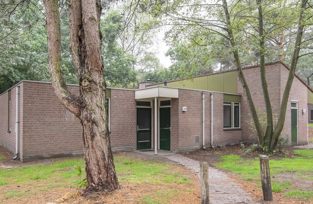 Well furnished bungalow with microwave near a nature reserve