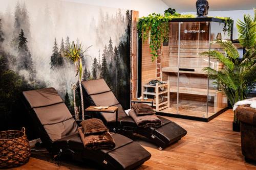 Wellness Suite mit Whirlpool und Sauna