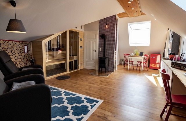 Wellnessloft mit Privatsauna und Garten