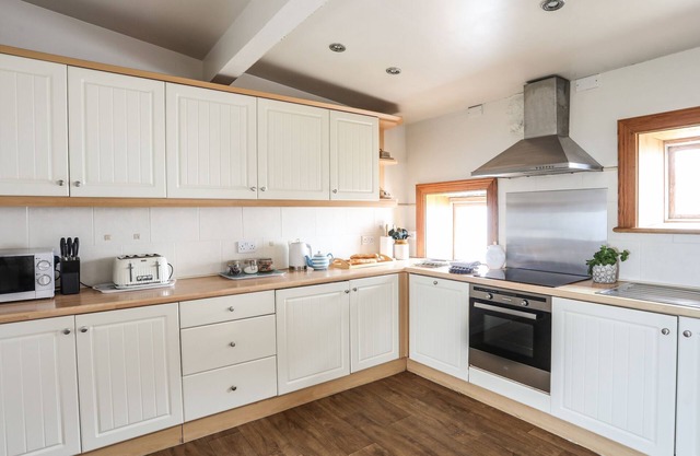 West Point Lynas Lighthouse Keeper's Cottage