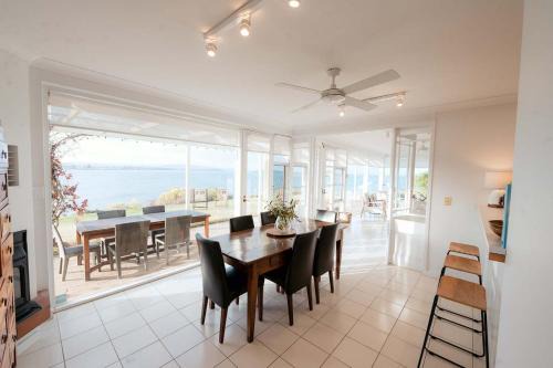 Whalers Rest- Ocean Front- Victor Harbor