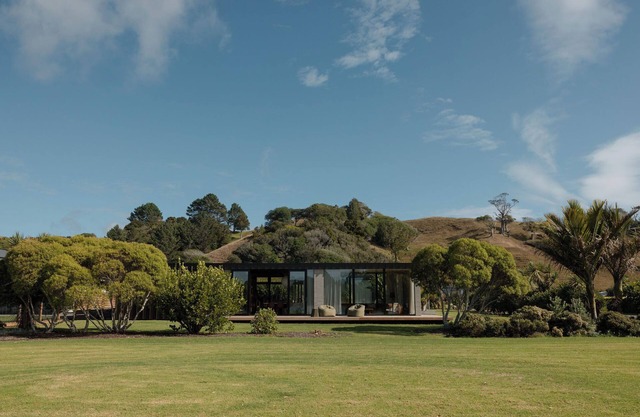 Whananaki Beach Retreat