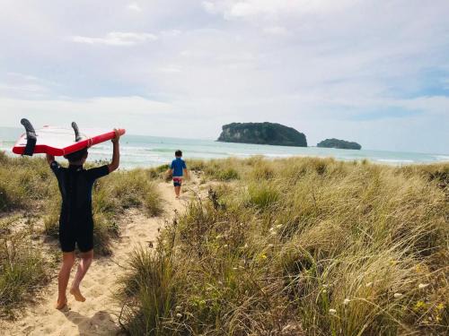 Whanga Bar Surf Views - Whangamata Holiday Home
