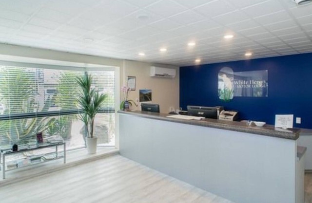 White Heron Motor Lodge