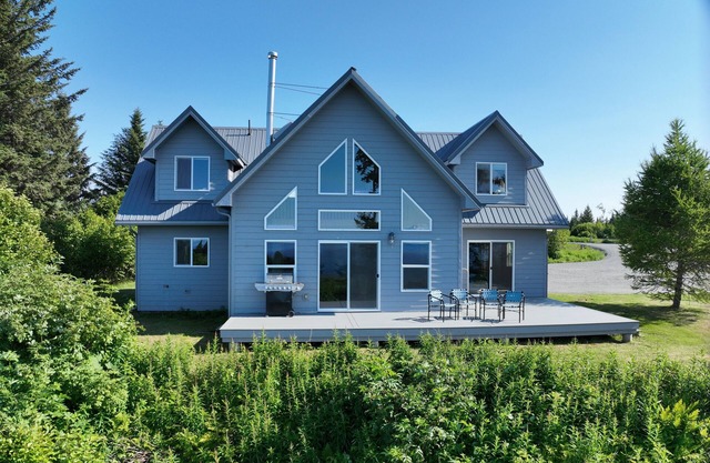 Whole house, Stariski Creek, BEAUTIFUL view!