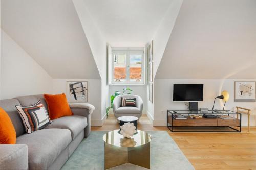 WHome Top-Floor Studio in Prime Location