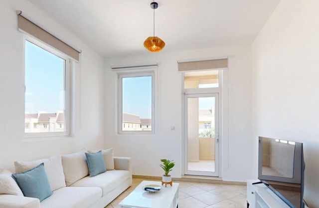 Widcombe House - Tranquil One Bed in Motor City