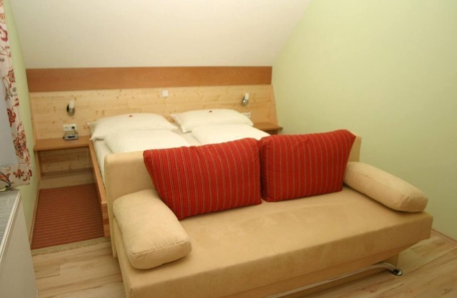 Wiesenzimmer - Gästehaus Waldpanorama