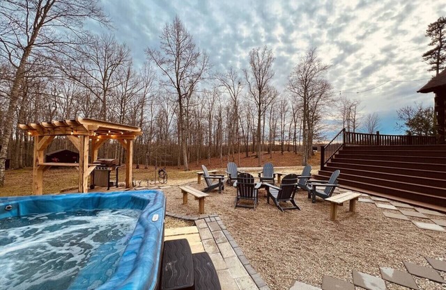 WiFi, Hot tub & Pets - Soulshine - Wooded Retreat