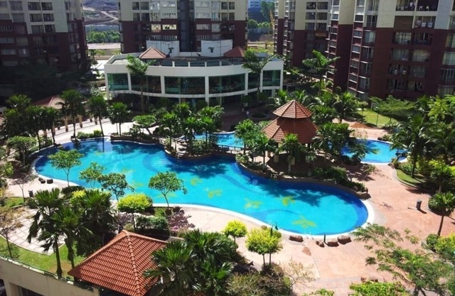 Wifi.InternetTV.Pool.35 min to 20th Century Fox World Malaysia.