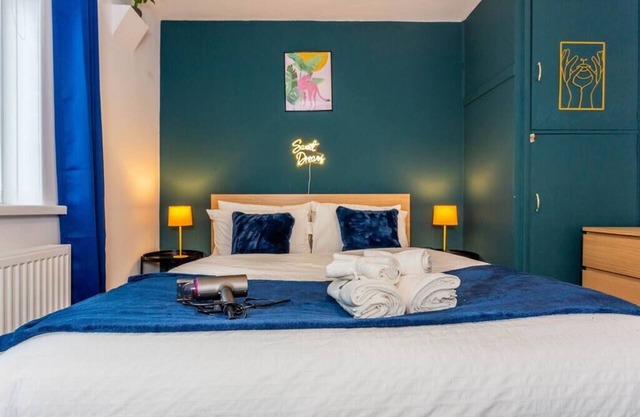 Wilson Stays - Millway, Deckham Newcastle