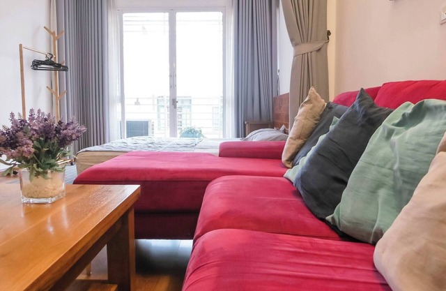 Wind Chimes Hideaway - Apartment In Central Hanoi