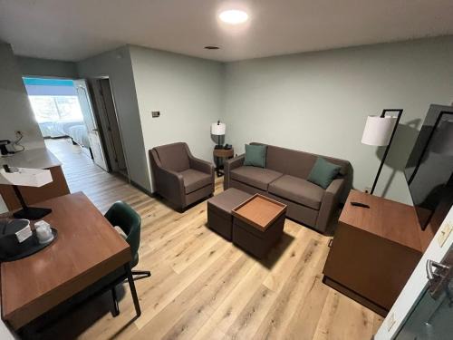 Wingate By Wyndham Mansfield Ontario
