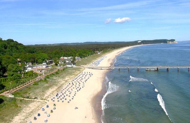 With sea view and balcony, use of swimming pool and sauna - Panorama Göhren FeWo 11