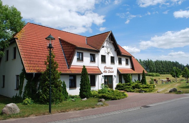 Wohnung in Dargun mit Pool und Streichelzoo