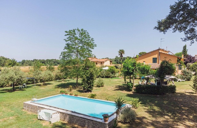 Wonderful villa for 4 guests with pool, WIFI, TV and patio