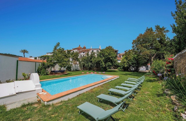 Wonderful 17th Century 5 Bedroom House with Large Gardens, Pool and Sauna