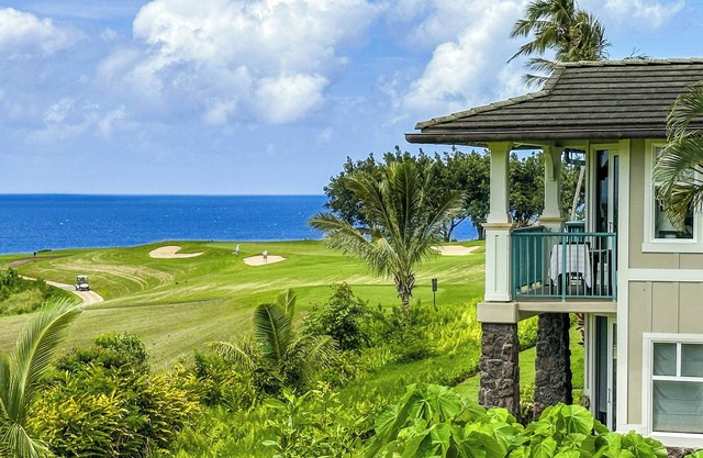 Wonderful 7br for 14 Townhomes above famous Anini Beach!