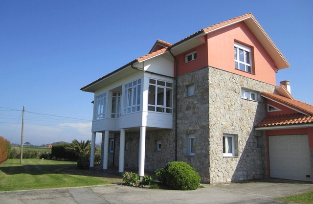 Wonderful newly built rural house in authentic Asturian town