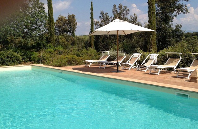 Wonderful private villa for 16 guests with WIFI, A/C, private pool, TV and panoramic view