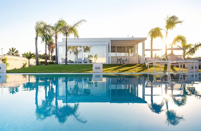 Wonderful private villa for 10 guests with A/C, pool, WIFI, TV and terrace