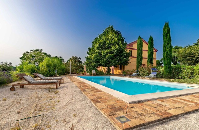 Wonderful private villa for 12 people with private pool, WIFI, TV and panoramic view