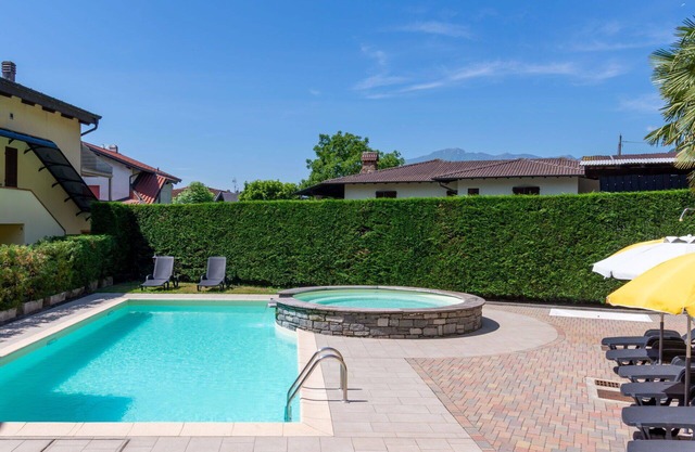 Wonderful private villa for 4 guests with pool, WIFI, A/C, TV, terrace and pets allowed