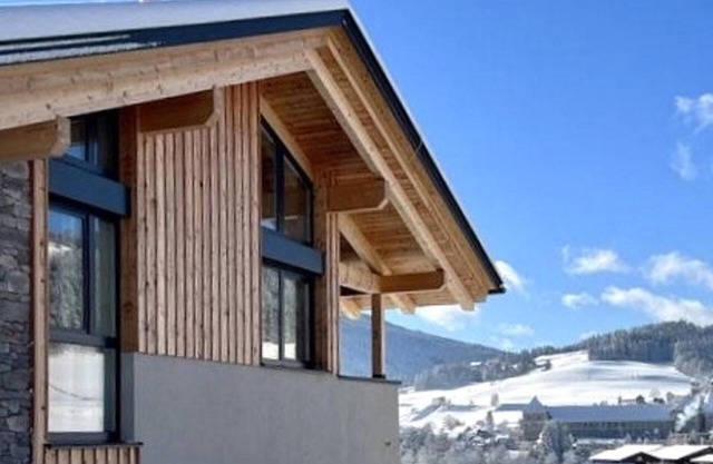 Wonderful ski in-ski out lodge with sauna