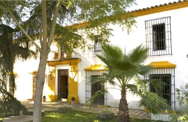 Wonderfull Andalusian farmhouse with private pool in natural park