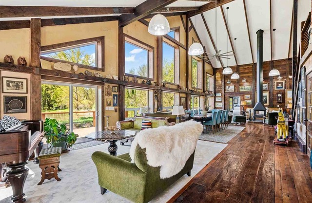 Wondrous Lakeside Historic Home, Acres of Streams, Trails, and Beauty, Hot Tub, Pet Friendly, & BBQ