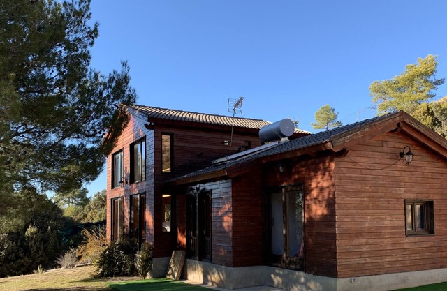 Wooden house in the Alto Tajo