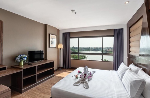 Woraburi Ayutthaya Resort & Spa By The River