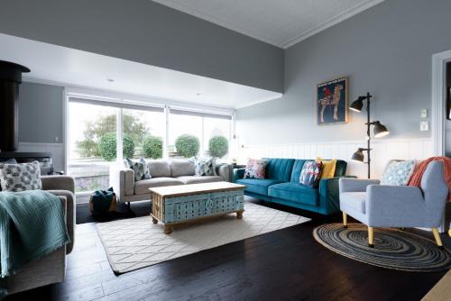 Work & Wander | Cottage w/Dedicated Office