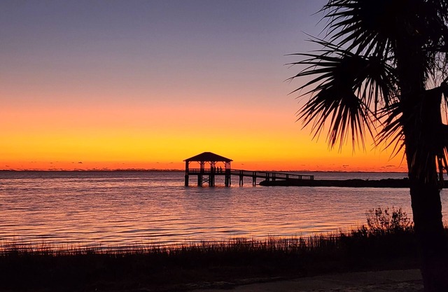 Worth the Coast Beach House-Golf Cart, Pool, In-law suite, resort community+more
