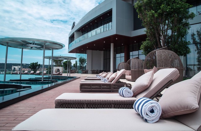 Wyndham Grand KN Paradise Cam Ranh