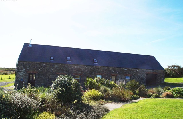 Y Felin - The Mill - Four Bedroom House, Sleeps 5