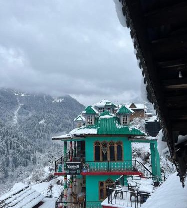 Yamuna Guest House Tosh