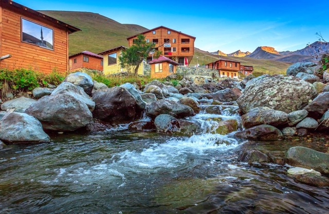 Yedigoller Hotel & Restaurant