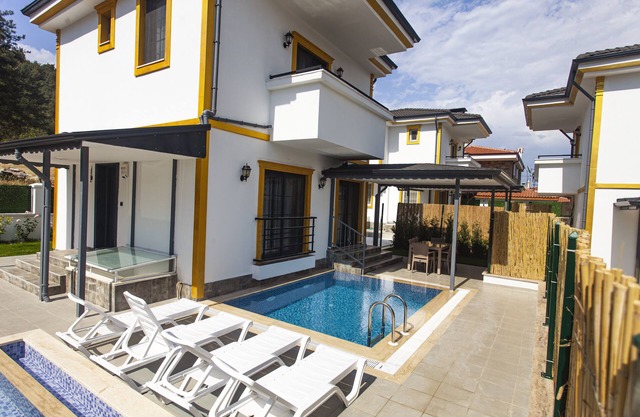 Yellow Villa Marmaris Daily Weekly Rental