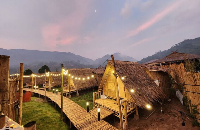 Yellowstone Camps Resort Sapan